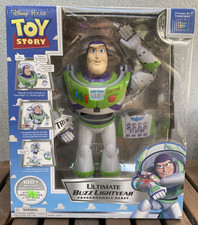 Robot programmabile Disney Pixar Ultimate Buzz Lightyear 16"