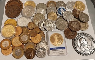Konvolut Medaillen Gedenkprägungen Token Jetons Münzen