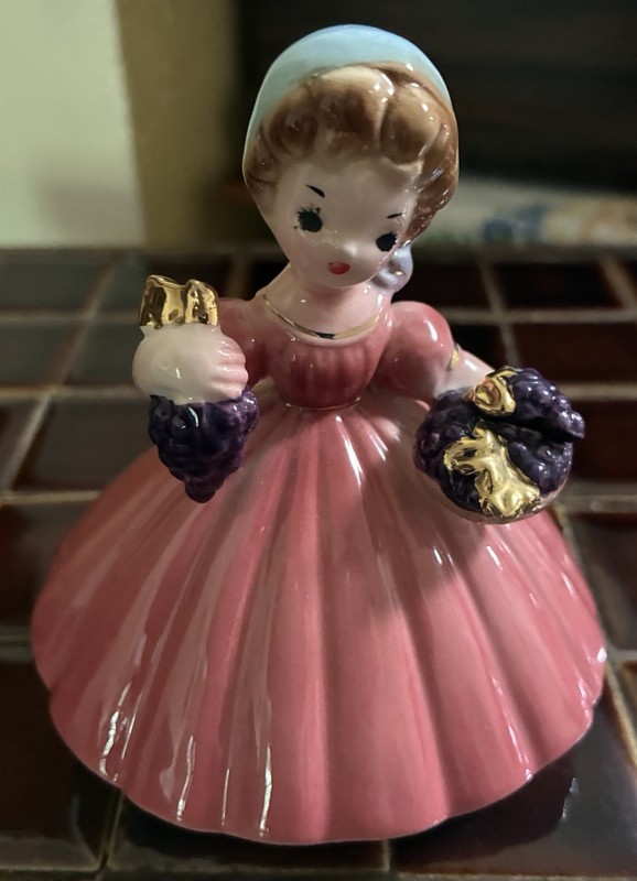 Josef Originals Figurine. Italy Girl W/Grapes. Made In Japan. Small Paint Chip.