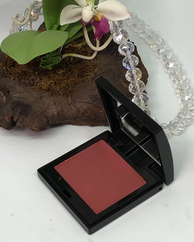 Sue Devitt Studio Silky Blush - Delhi - .18 oz Full Size - New - Image 2 of 4