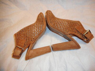 Wild Diva Lounge Man Made Material Open Toe Brown U.S  Shoes Size 8M