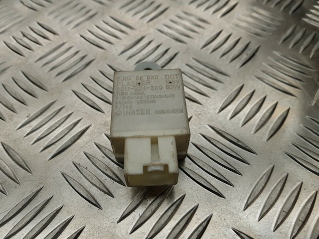 Реле поворота gj6a66830