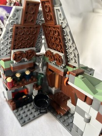 LEGO Harry Potter 4738 Hagrid's Hut 4 Mini Figs -Complete (1 minor substitution)