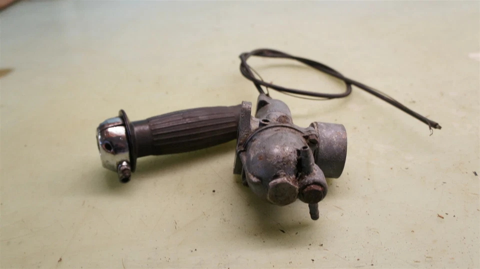 1973 DUCATI DM250 DM 250 СКРЕМБЛЕР SCR СКОС ОДИНОЧНЫЙ *2578 КАРБЮРАТОР - Изображение 2 из 4