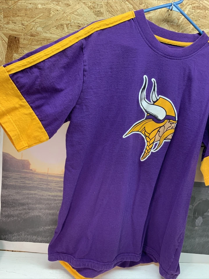 Minnesota Vikings NFL Team Apparel Unisex Purple W/ Yellow Trim Shirt Crew M - Image 2 of 4