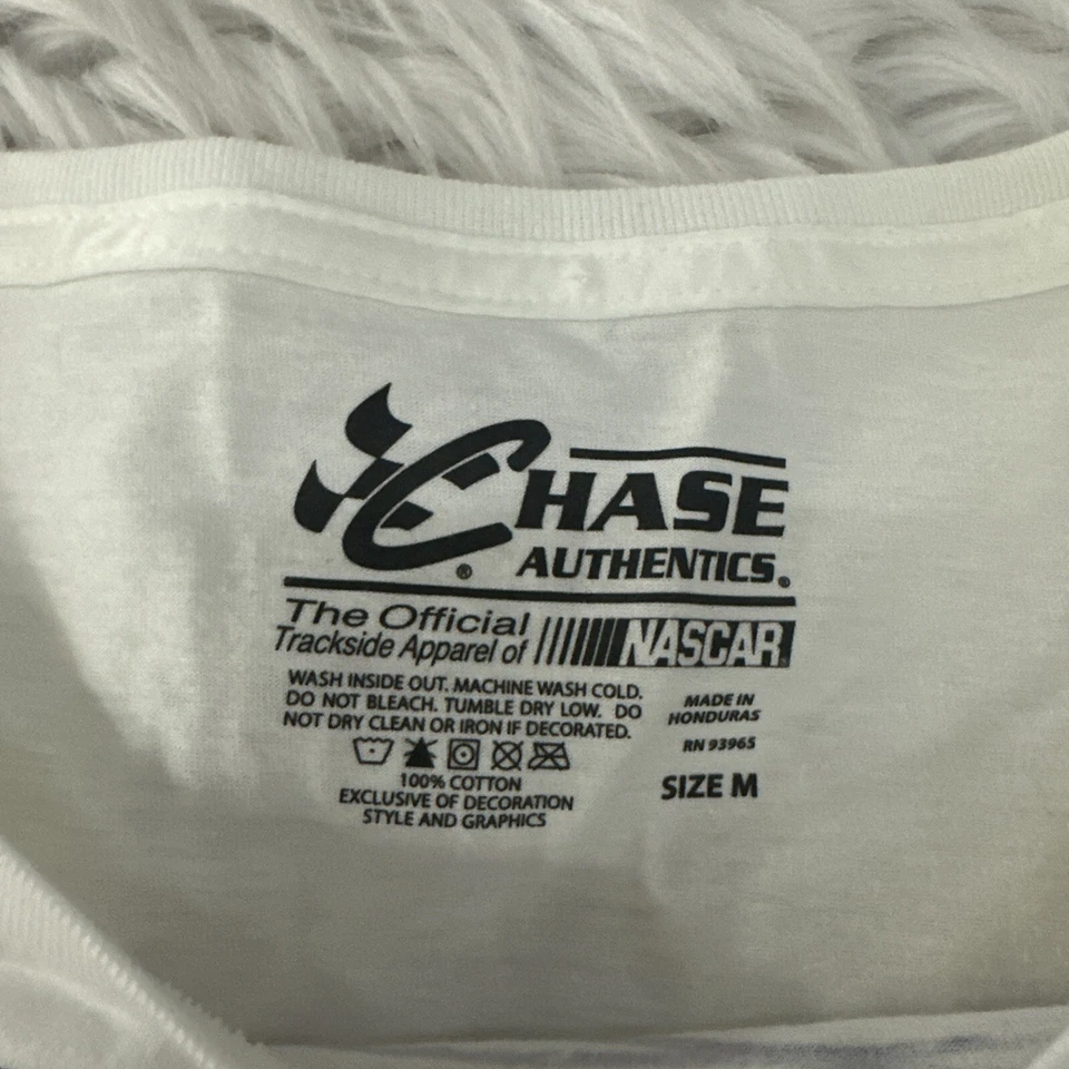 Футболка женская Chase Authentics NASCAR Denny Hamlin с автографом M белая - Изображение 2 из 4