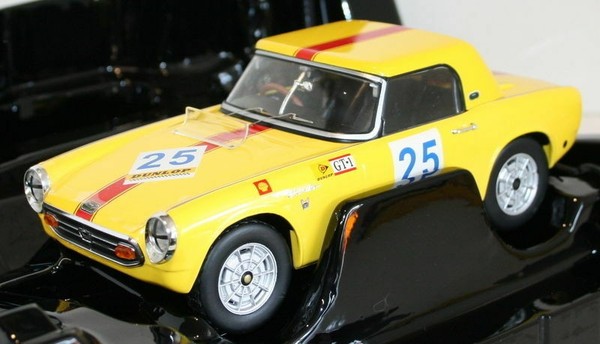 Triple9 1/18 Honda S800 Racing Hard Top Yellow #25 Diecast Model Car-image