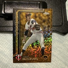2025 Topps Guilded Chrome Gold Ice Refractor SP #38/50 Bert Blyleven (Twins)