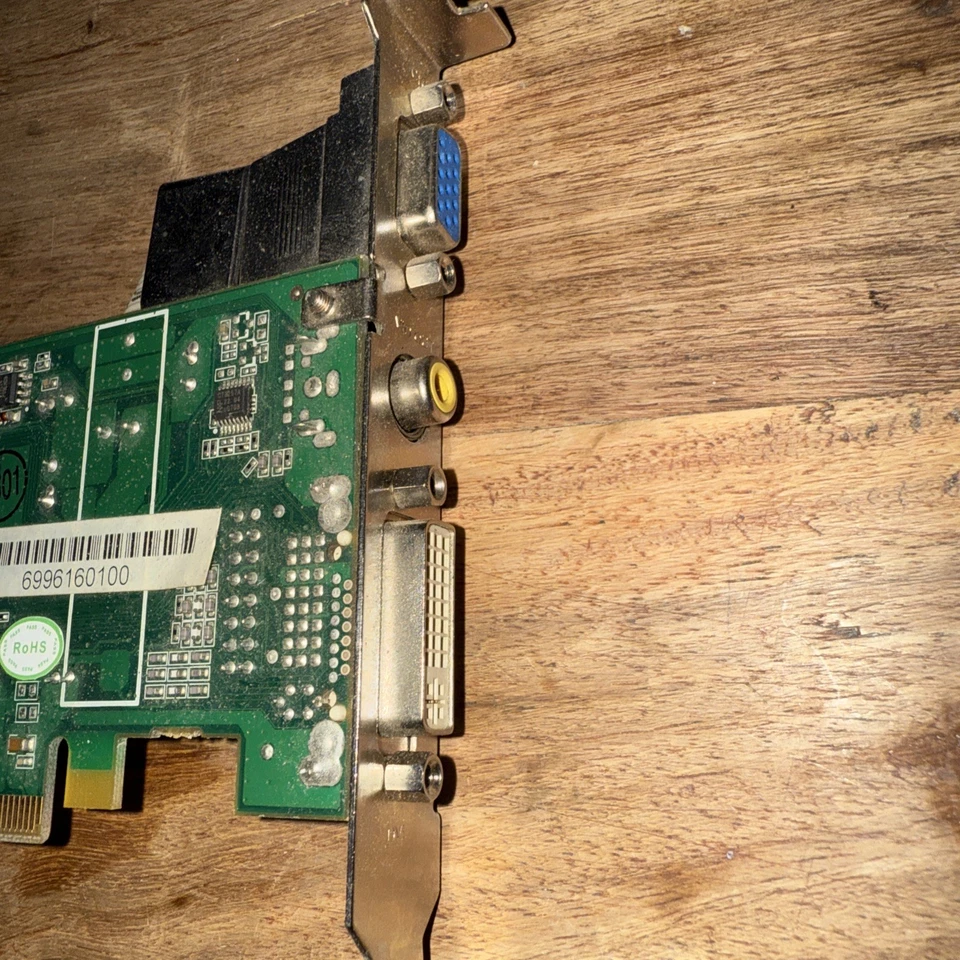 GeForce 8400GS 256MB PCI-E Graphics Card - Image 3 of 3