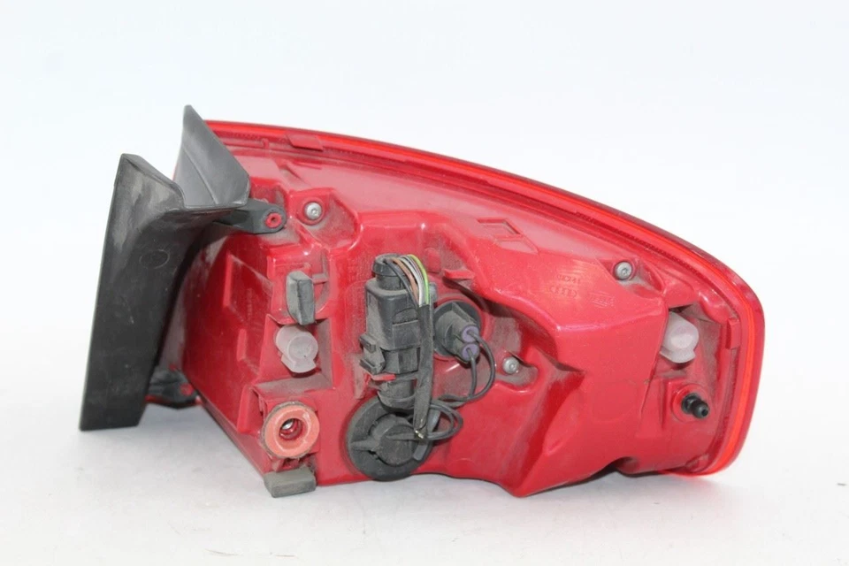 Левый задний фонарь для водителя седан светодиодный вариант 8SL подходит для 2013–2016 AUDI A4 OEM #37299 - Изображение 2 из 4