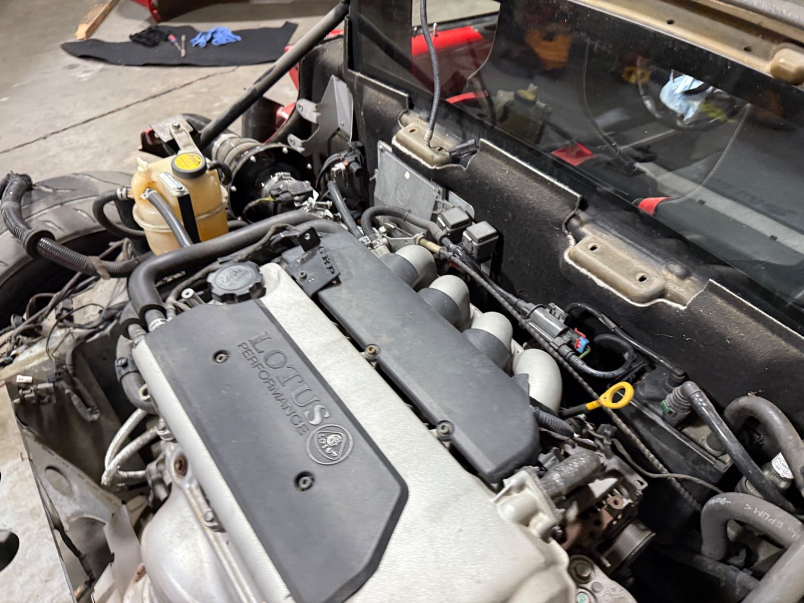 2005 Lotus Elise S2 Engine & Transmission complet with wire harness and computer