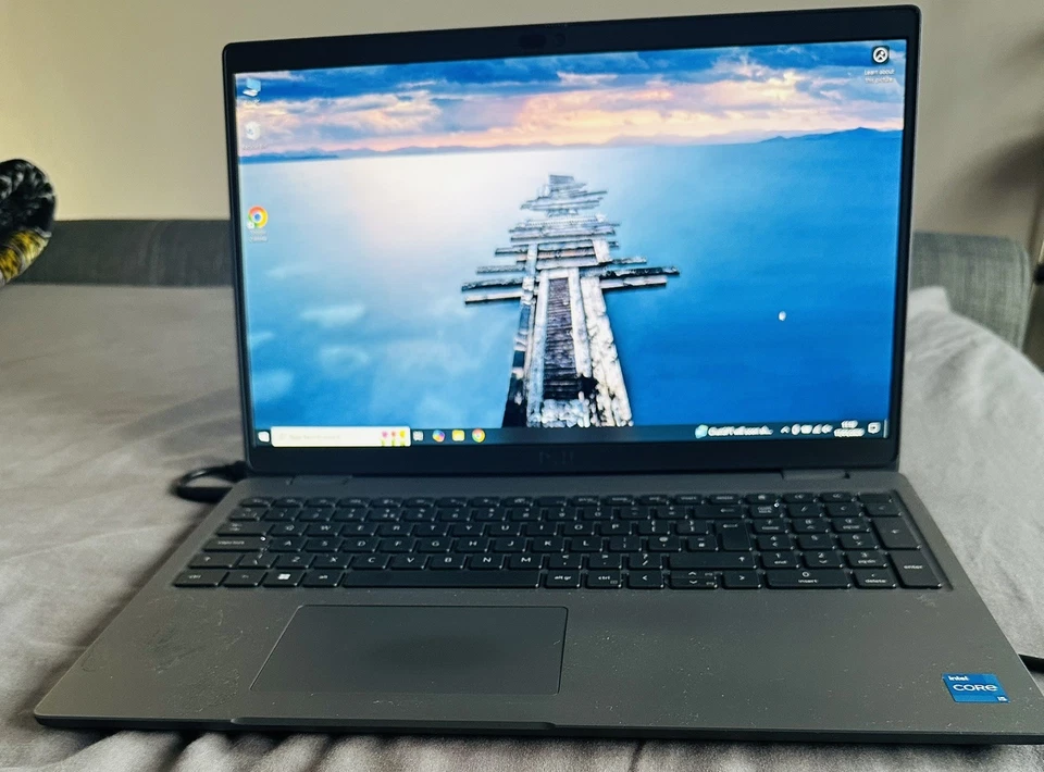 Dell Latitude 3540 · i5-1335U · 8GB · 250GB, photo 4 of 5