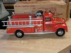 VINTAGE PRESS STEEL TONKA SUBURBAN FIRE PUMPER TRUCK ROUND 950-6 UNUSED WITH BOX