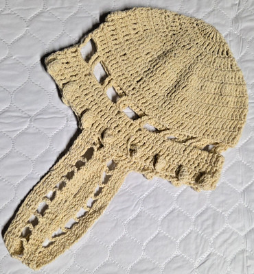 Vintage Baby Bonnet Hat Cap Baby Infant Doll Ecru Off-White Handmade Crocheted
