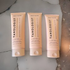LOT OF 3 TANOLOGIST BRIGHTENING GRADUAL TAN LOTION MED TO DARK SKIN TONES 8.45OZ