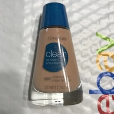 CoverGirl Clean Liquid MakeUp Foundation For Oil Control Skin 550 CREAMY BEIGE