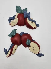 Retro 2 Piece Homco Red Apple Plastic Decor Wall Hanging Kitchen Decor 7626