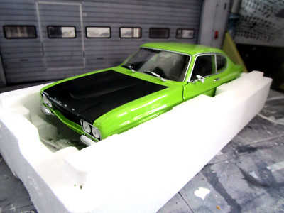 FORD Capri Coupe MKI RS2600 RS 2600 grün green schwarz 1970 LHD Minichamps 1:18