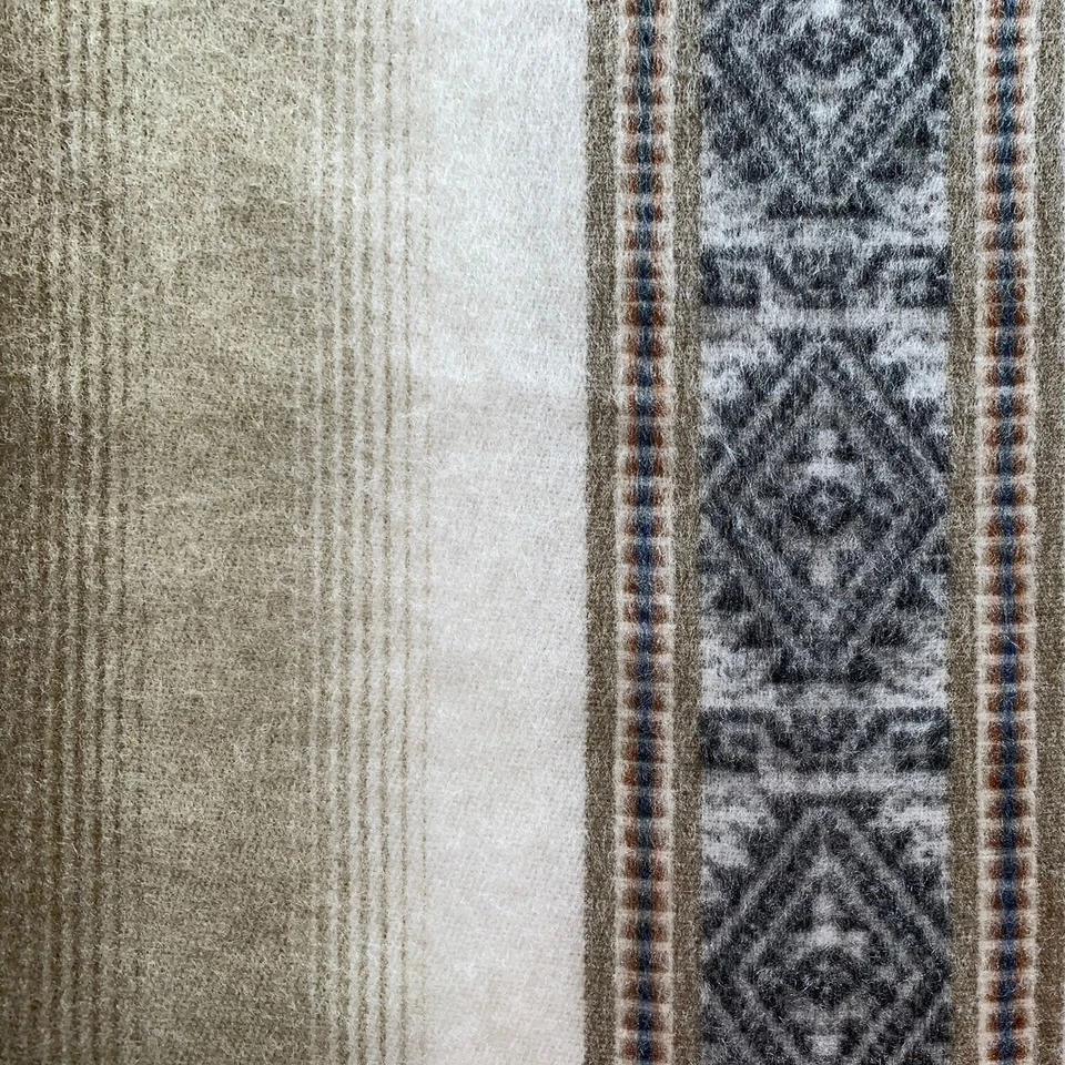 LIGHT BABY ALPACA WOOL HOODED PONCHO FRINGE UNISEX HANDMADE - Image 4 of 4