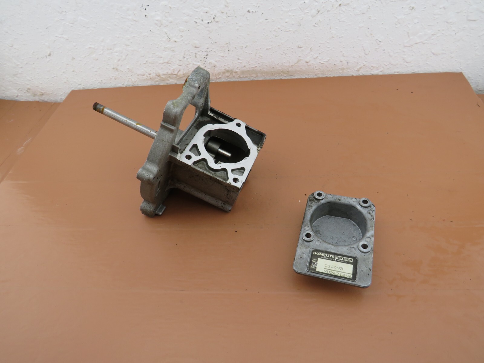 Homelite HB-180 Blower OEM Crankcase 04381