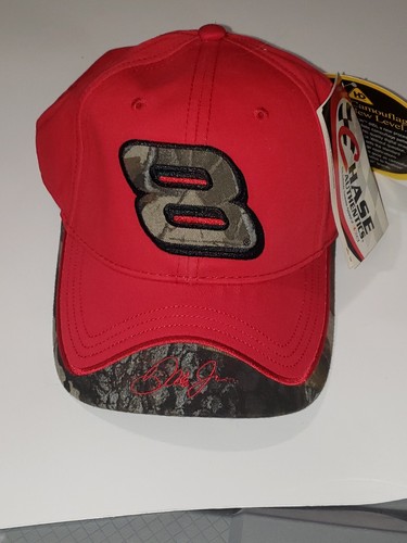 8 Dale Earnhardt Jr - Budweiser Red Camo Cap | 926612