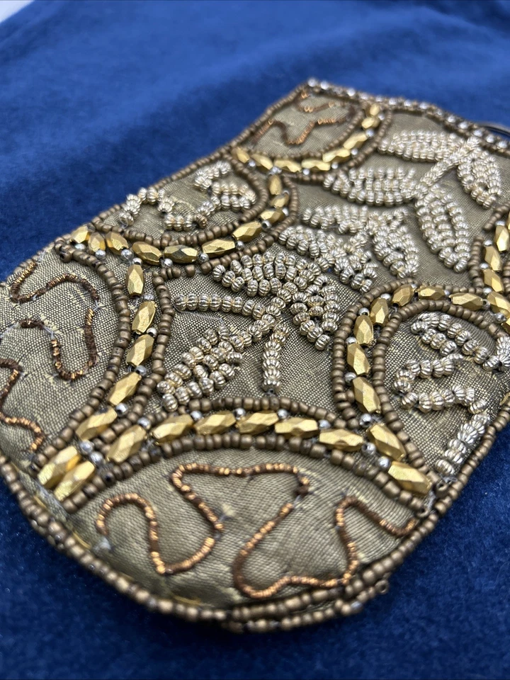 MF Creations Beaded Coin Purse Eyeglass Pouch Cigarette Bag Hook - Image 4 of 4