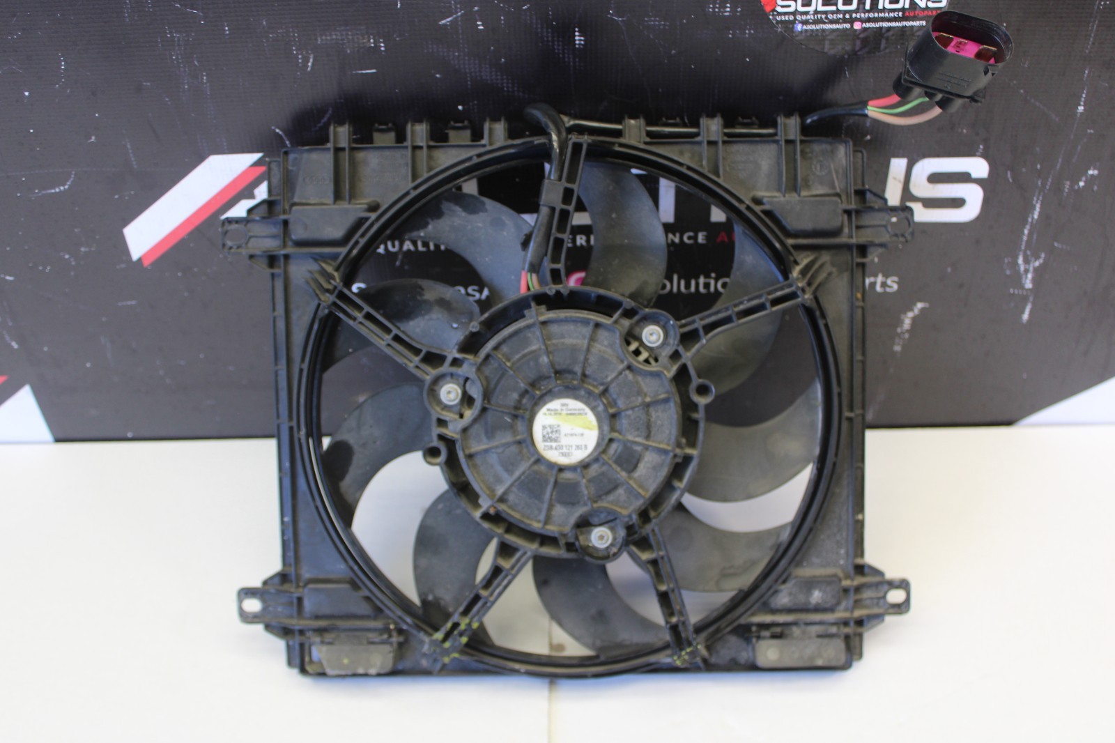 Audi R8 2017 Fan assembly P/N 4S0121203B