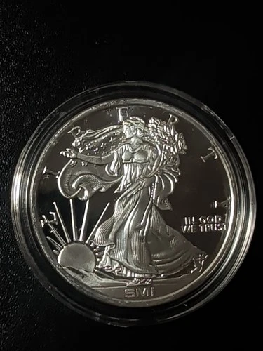 .999 BU 1 TROY OZ SILVER WALKING LIBERTY (SMI) SUNSHINE MINTING INC. IN CAPSULE