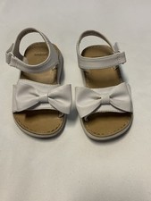 Gymboree Baby Girl Sandals Bow Daisy Delightful Line Darling Daisy Size 6 Shoes