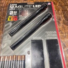 2x 3AA Maglite LED Flashlight w/ Expired Batteries