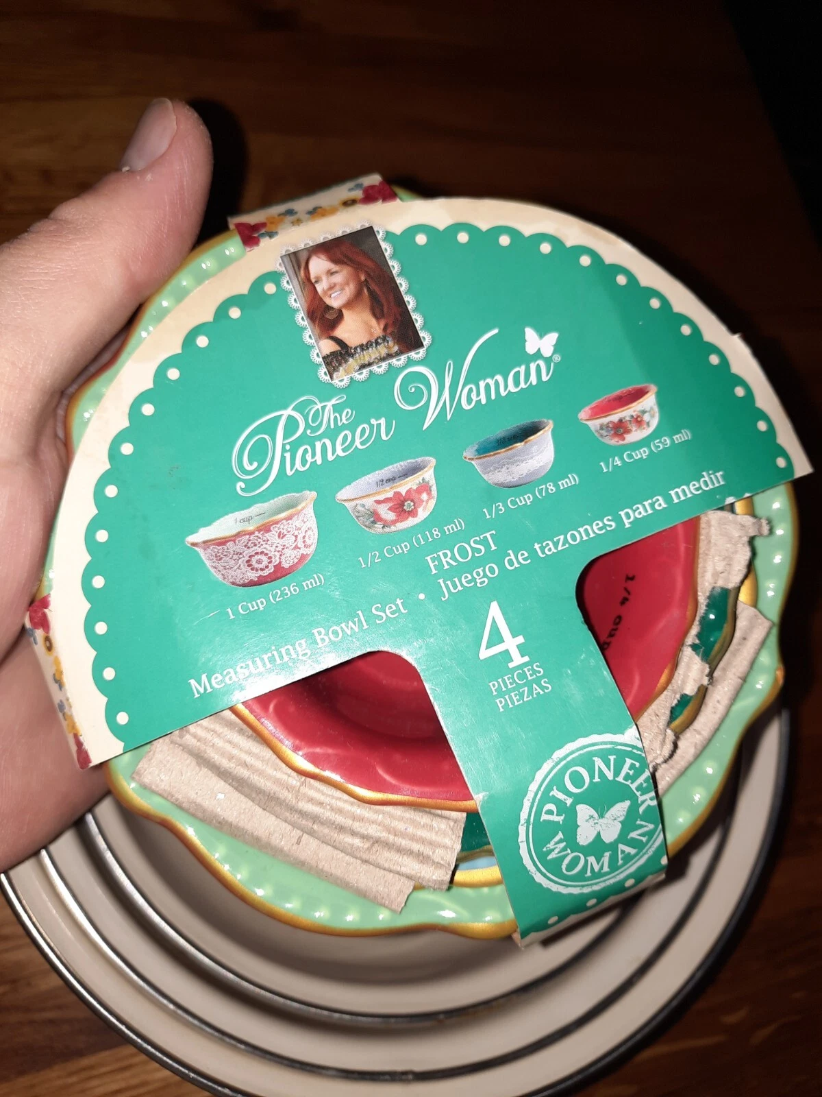 rare New unused The Pioneer Woman frost Nesting Measuring Bowl Set 4 piece