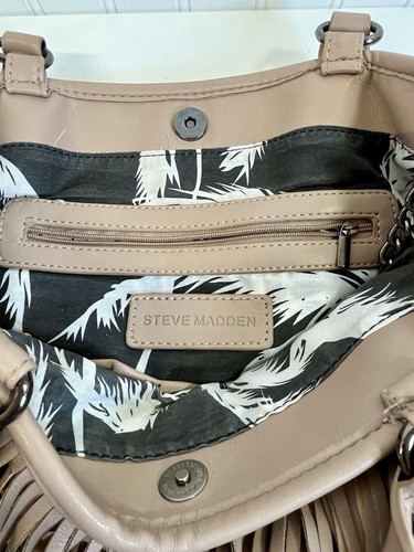 Steve Madden Tan Faux Leather All Over Fring Hipster Crossbody Bag. Chain Strap - Picture 4 of 9