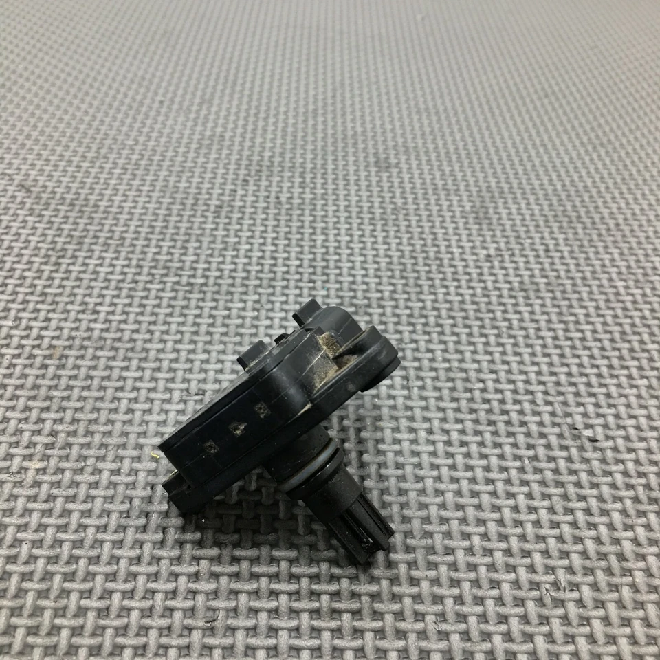 Датчик абсолютного давления впускного коллектора двигателя 06–09 Land Rover LR3 4,4 л изготовитель оборудования - Изображение 3 из 4