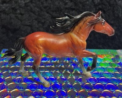 Breyer Red Bay G5 Mirado Andalusian Stablemate from Deluxe Horse Collection