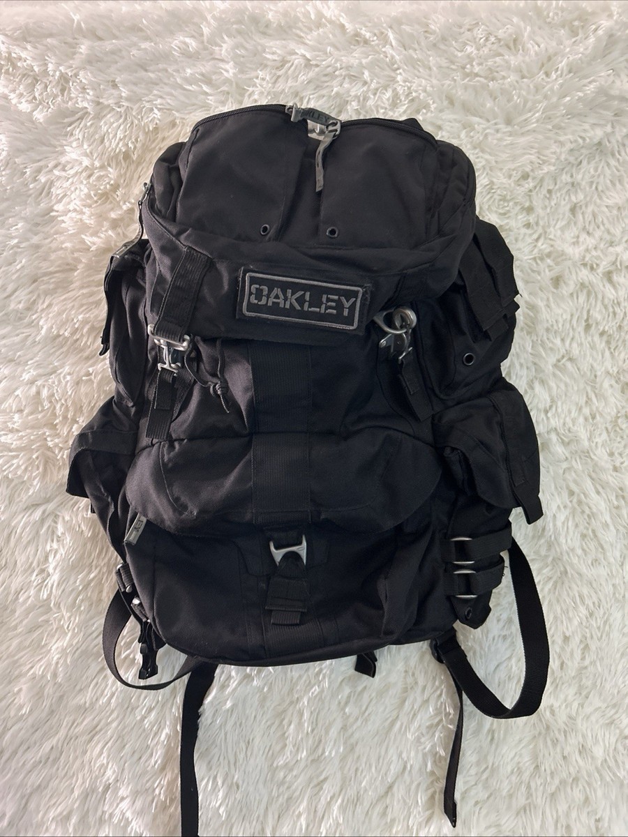 【希少】Oakley tactical field gear バッグ 黒 Oakley Backpack Tactical Field Gear Gray Grey Men's New