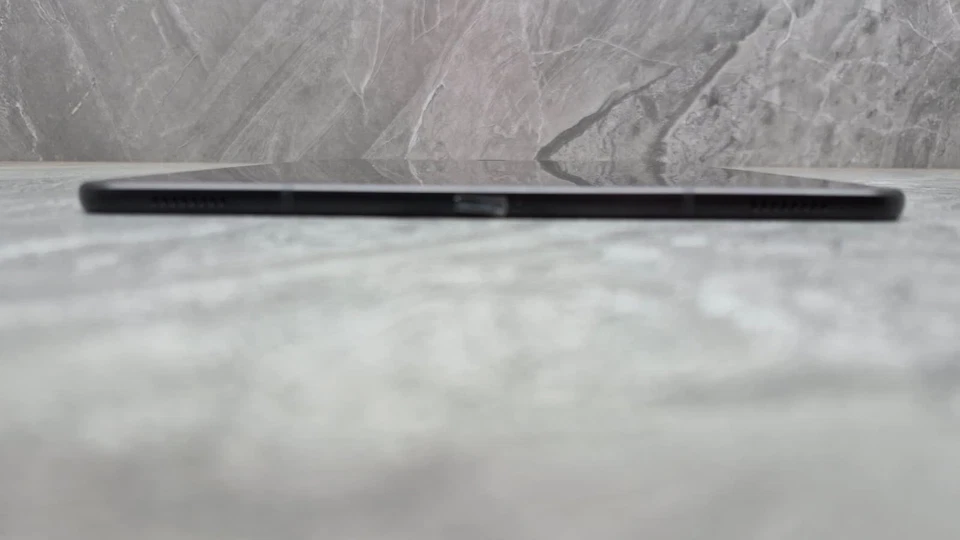 Samsung Galaxy Tab S3 SM-T825Y 4G, 32GB/4GB RAM  9.7 inch Black - Image 3 of 4