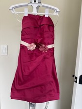 David’s Bridal Fuchsia Short Dress – Size 2 – Built-in Bra & Flower Belt