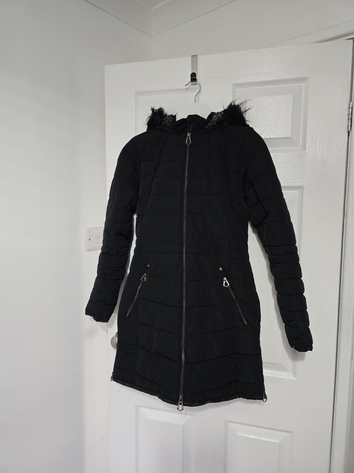 Dare 2B Ladies Black Faux Fir Trim Coat size 8