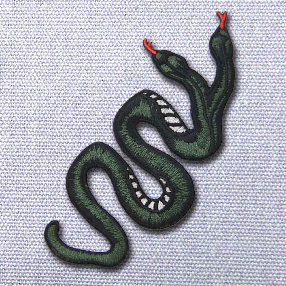 Embroidered Patches Iron Sew On Patch transfers Badge appliques Two-headed snake - Image 4 of 4