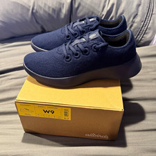 Allbirds Wool Runner 2 Women  s Wool Lace-Up Low Top Sneakers Deep Navy size 9