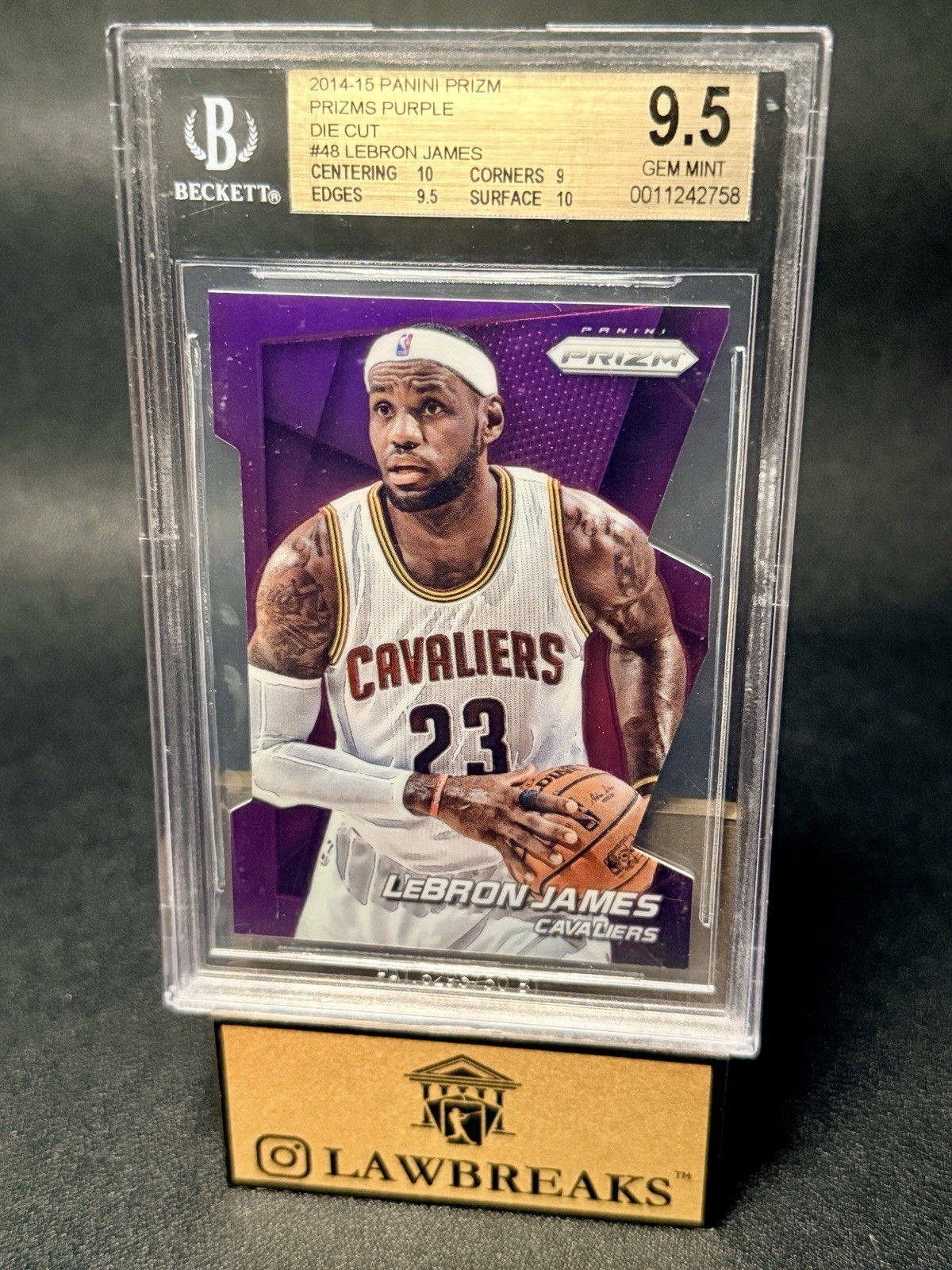 2014-15 PANINI PRIZM PURPLE DIE CUT /139 - CARD #48 - LEBRON JAMES - BGS GEM 9.5