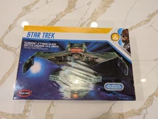 Star Trek Klingon K'T'INGA-Class Battle Cruiser I.K.S AMAR (POL950M/06) - Sealed