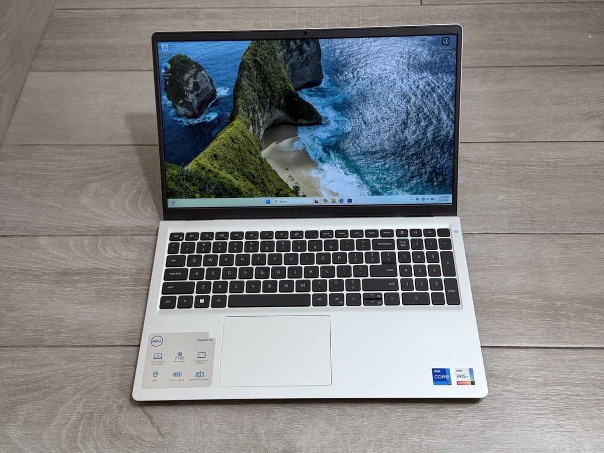 Dell Inspiron 15 3530 15.6