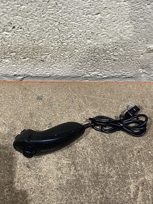 Mad Catz Reflex Nunchuk Controller schwarz für Wii Gaming Zubehör