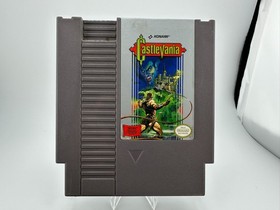 NES Castlevania Video Game Cartridge With Manual And Sleeve 1985 Nintendo