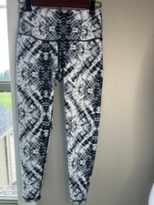 Victoria Sport High Waist Leggings S Black White TieDye Print Athleisure Workout