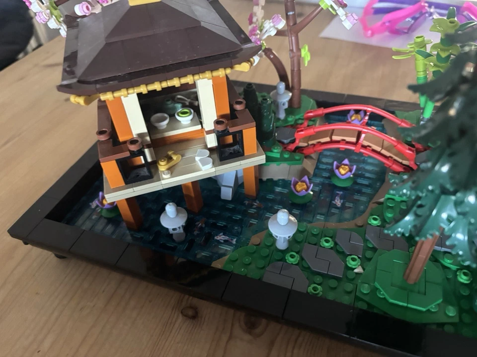 LEGO Icons 10315 Tranquil Garden, photo 2 of 4