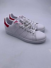 b32703 stan smith