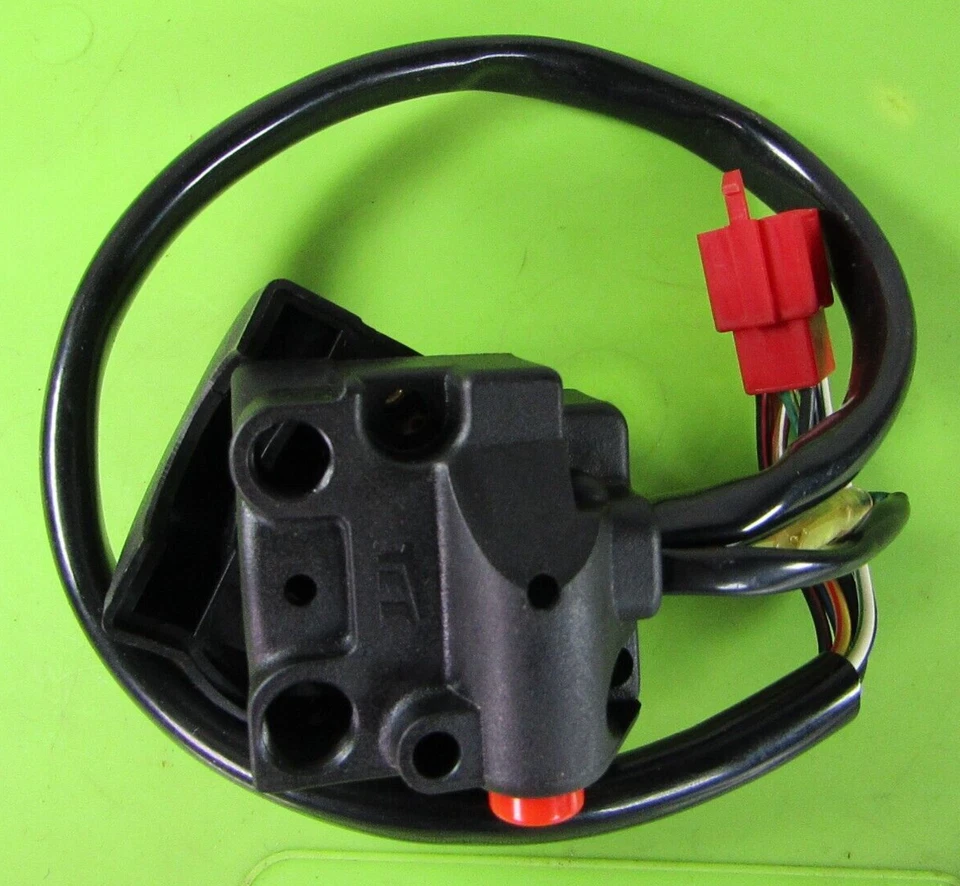 Interruptor derecho Honda CB650 CB750 CB900 GL1100 1979-1983 p/n 35130-461-770 OEM Foto 4 de 4