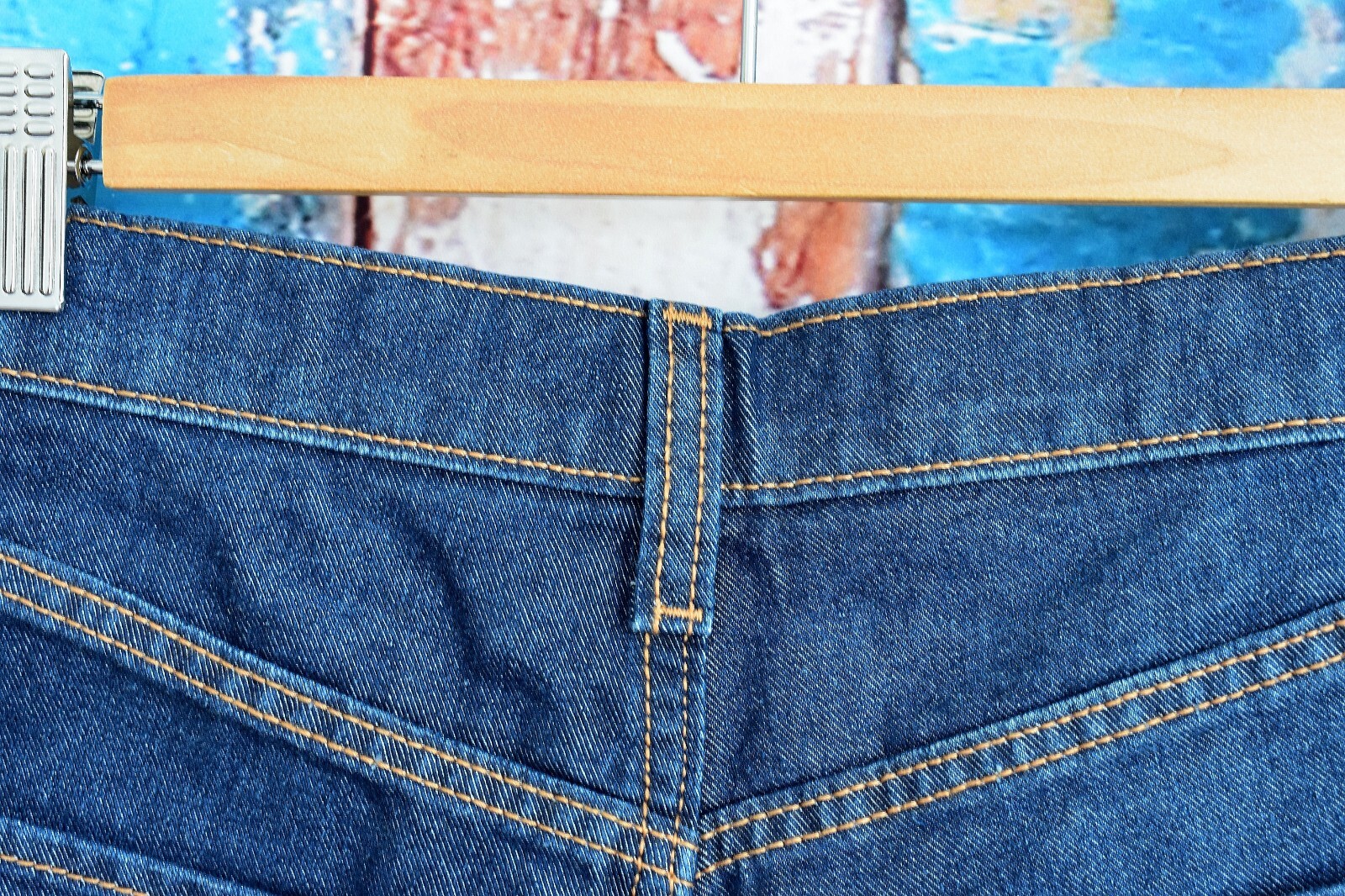 Picture 5 of 6